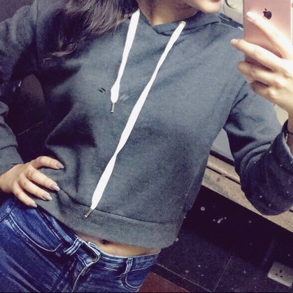 Sweatshirt - Picture 2 of 2